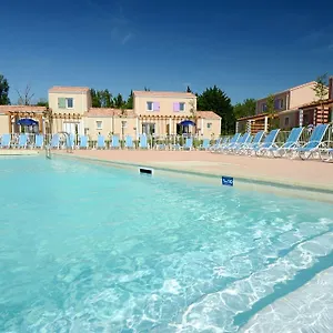 Odalys Des Alpilles Aparthotel
